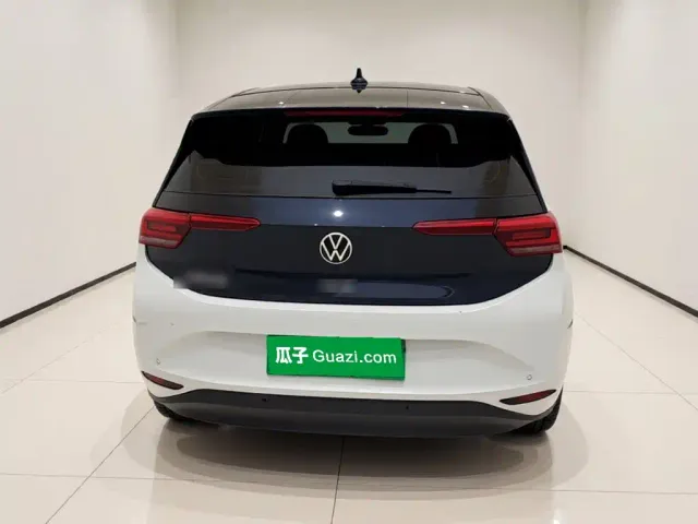 Volkswagen ID.3 — Фото автомобиля 5