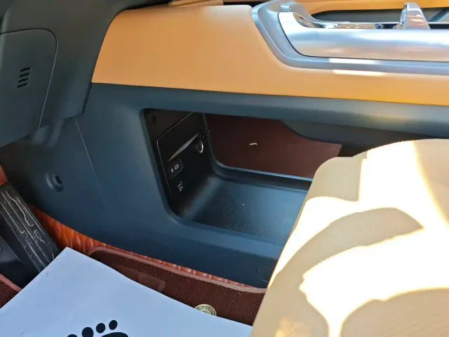 GAC Trumpchi E8 — Фото автомобиля 7