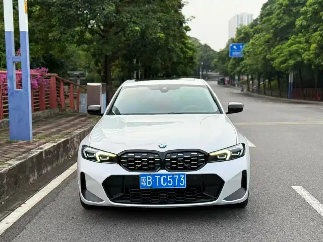 BMW 3 Series — Фото автомобиля 2