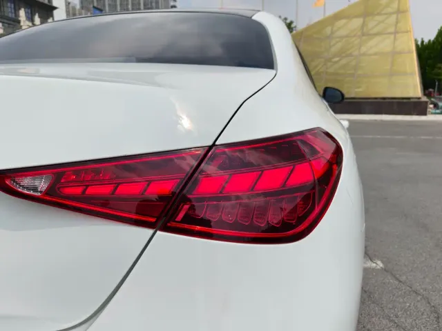 Mercedes-Benz C-Class — Фото автомобиля 11
