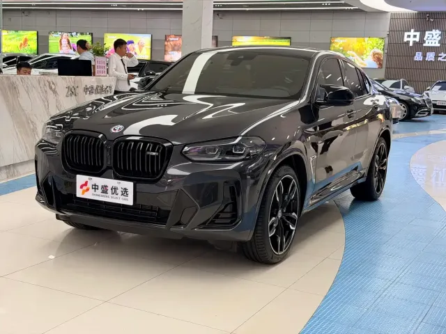 Фотография автомобиля — BMW X4 M40i