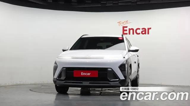 Hyundai Kona Kona (SX2) Бензин 1.6 турбо 2WD — Фото автомобиля 3