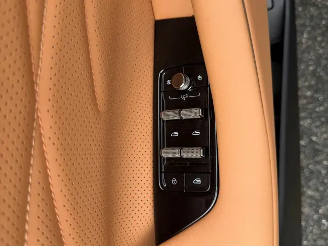 Geely Galaxy Xingyao 8 — Фото автомобиля 8