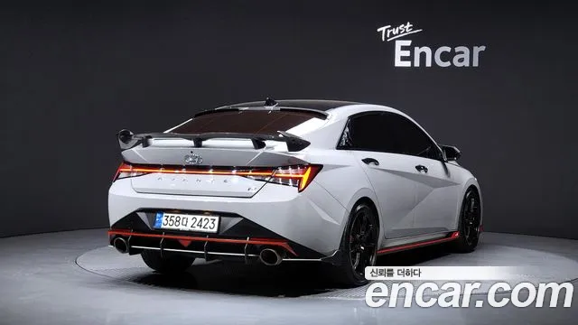 Hyundai AVANTE — Фото автомобиля 2