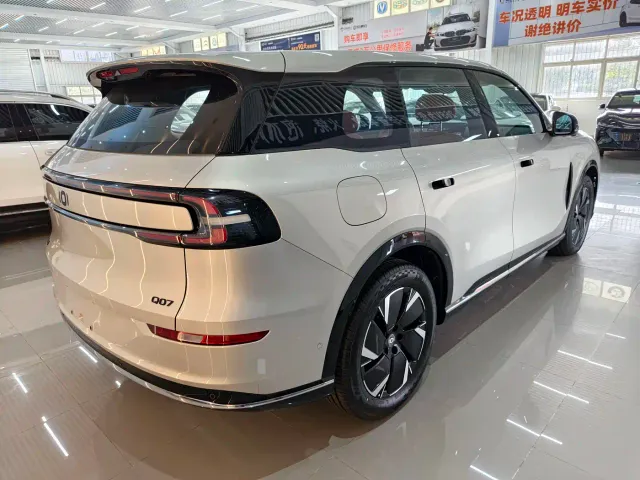Changan Qiyuan Q07 — Фото автомобиля 6