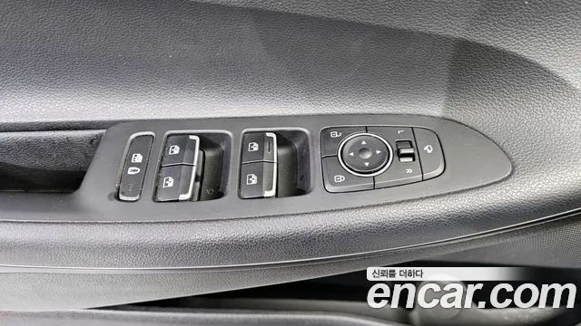 Hyundai Grandeur Новый Grandeur IG — Фото автомобиля 14