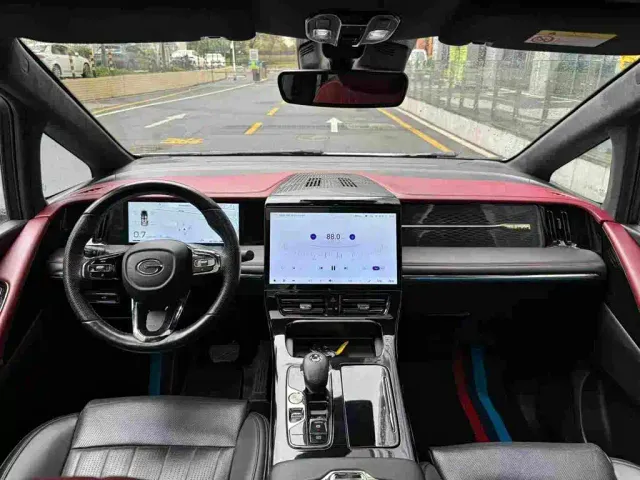 GAC Trumpchi M8 — Фото автомобиля 7