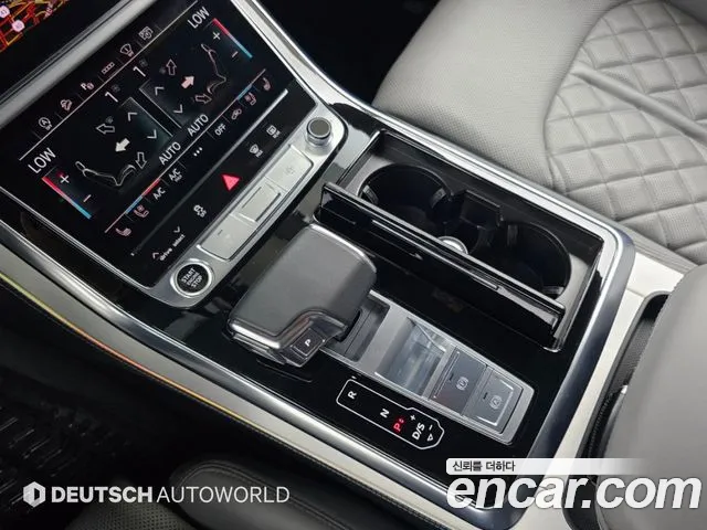 Audi Q8 55 TFSI quattro Premium — Фото автомобиля 9