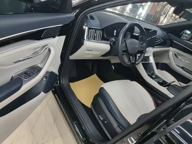 BYD Song PLUS — Фото автомобиля 15