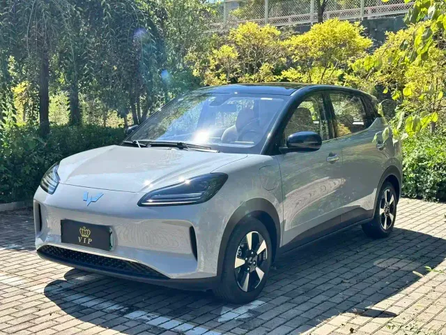 Фотография автомобиля — Wuling Binguo PLUS
