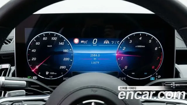 Mercedes-Benz S-Class — Фото автомобиля 8