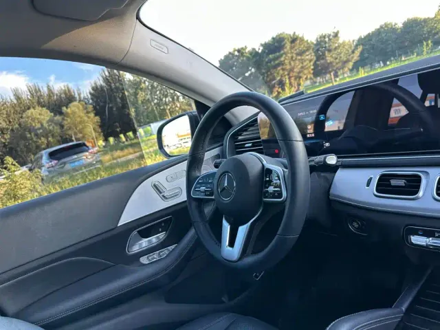 Mercedes-Benz GLE Coupe — Фото автомобиля 17