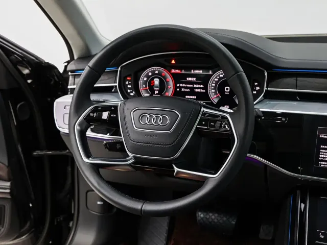 Audi A8 — Фото автомобиля 18