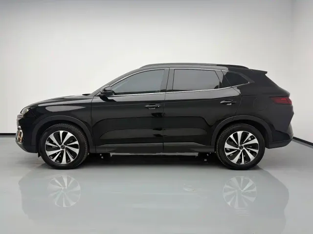 BYD Song PLUS — Фото автомобиля 7