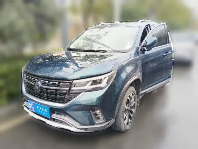 Фотография автомобиля — Forthing T5
