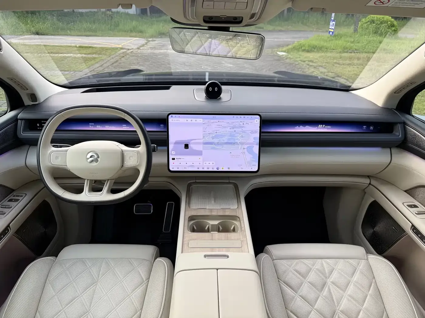 NIO NIO ES8 2025 Base Model — Фото автомобиля 9