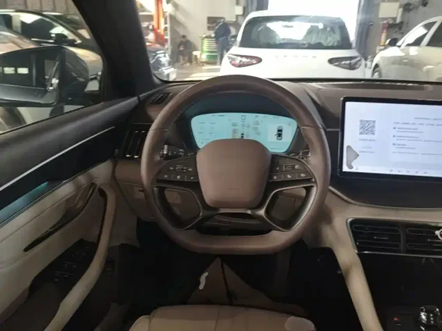BYD Song PLUS — Фото автомобиля 10