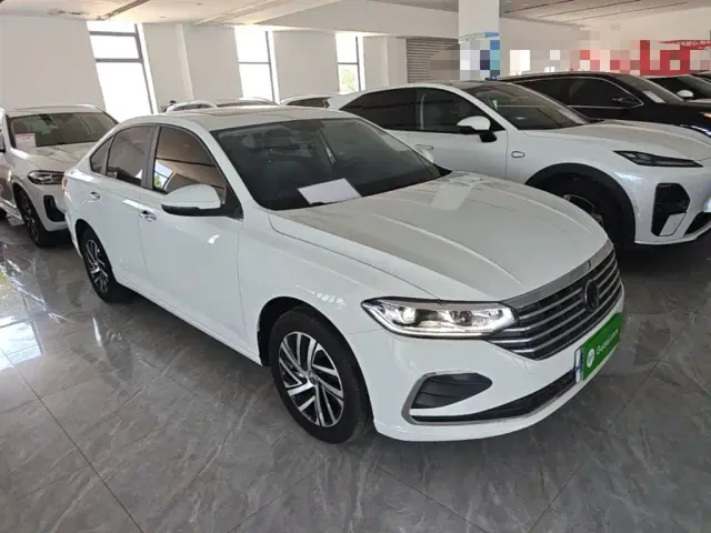 Volkswagen Lavida — Фото автомобиля 3