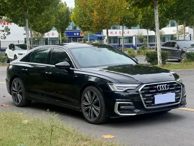 Audi A6L — Фото автомобиля 3