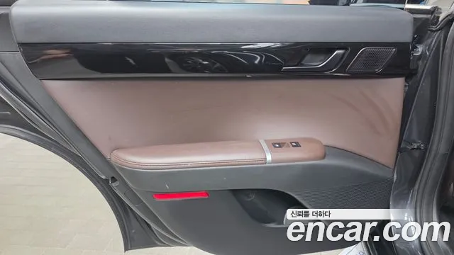 Hyundai Grandeur GN7 — Фото автомобиля 14