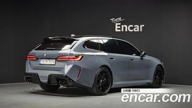 BMW M5 — Фото автомобиля 2