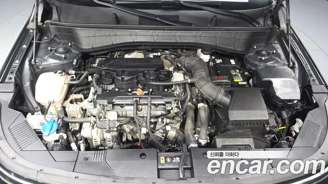 Hyundai Kona Kona (SX2) Бензин 1.6 Turbo 4WD — Фото автомобиля 6
