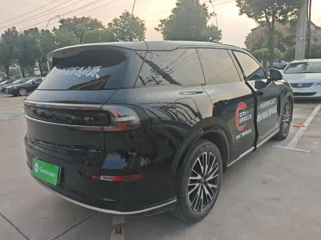 Changan Qiyuan Q07 — Фото автомобиля 6