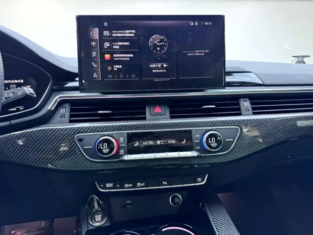 Audi A4 — Фото автомобиля 15