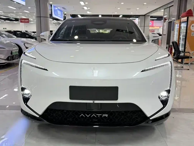 Avatr 11 — Фото автомобиля 9