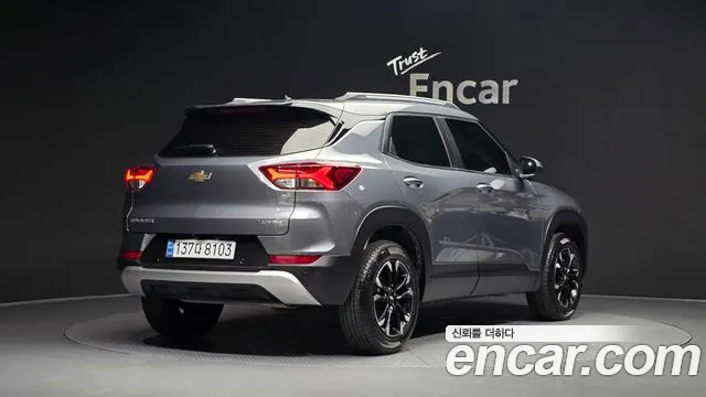 Фотография автомобиля — Chevrolet Trailblazer