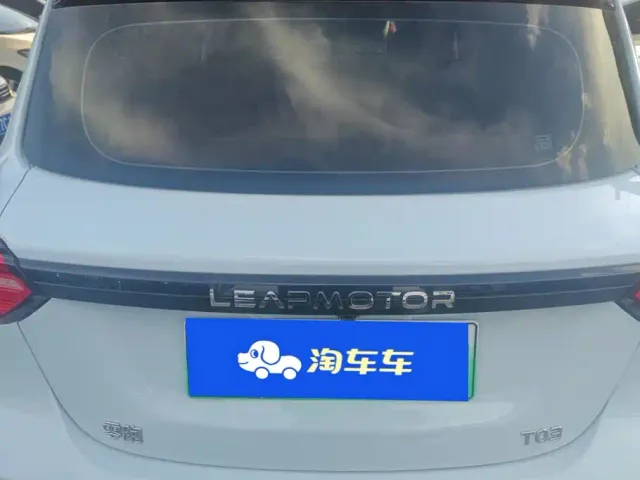 Leapmotor T03 — Фото автомобиля 4