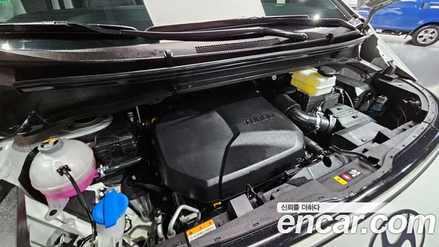 Hyundai Staria Staria 4WD Lounge 9 мест — Фото автомобиля 6