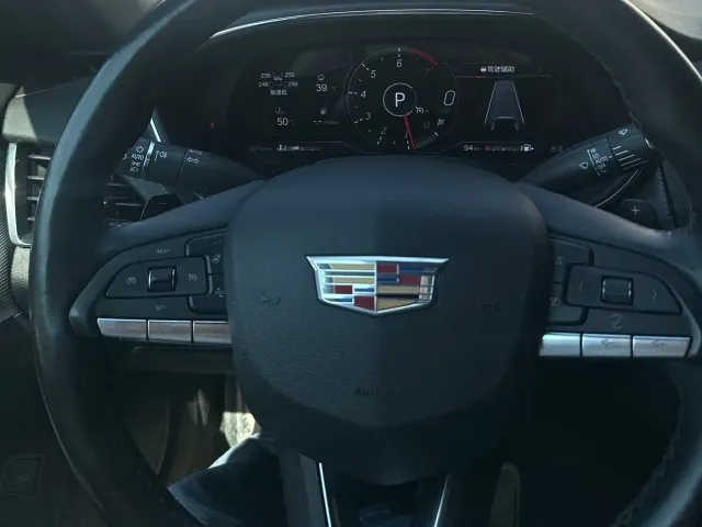 Cadillac CT5 — Фото автомобиля 12