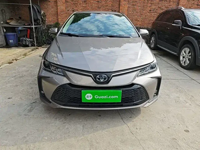 Toyota Corolla — Фото автомобиля 2