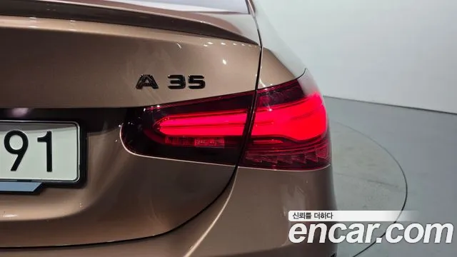 Mercedes-Benz A-Class — Фото автомобиля 21