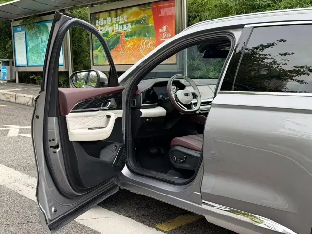 Geely Xingyue L — Фото автомобиля 12