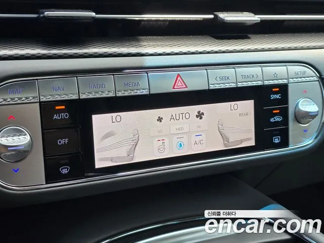Genesis G90 RS4 — Фото автомобиля 16
