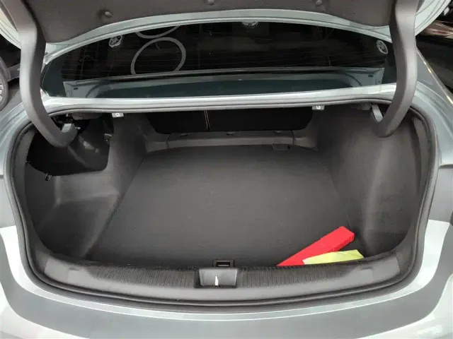 Buick Regal — Фото автомобиля 17