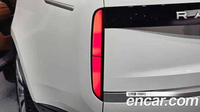 Land Rover Range Rover — Фото автомобиля 22