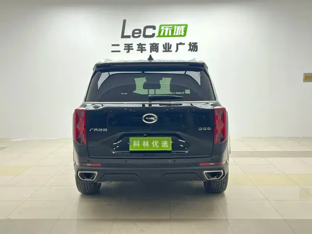 GAC Trumpchi GS8 — Фото автомобиля 6