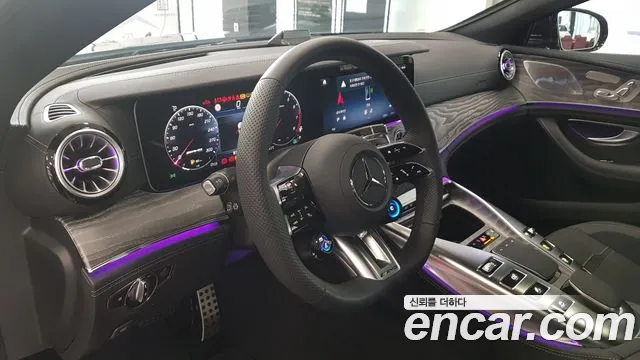 Mercedes-Benz AMG GT 4 двери 43 4MATIC+ — Фото автомобиля 13