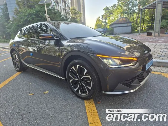 Kia EV6 — Фото автомобиля 3
