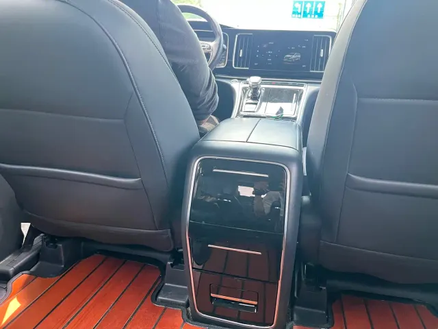 GAC Trumpchi M8 — Фото автомобиля 18