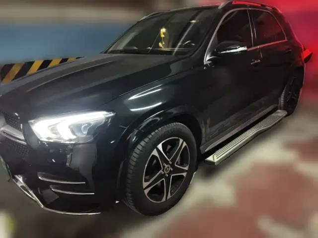 Фотография автомобиля — Mercedes-Benz GLE-Class