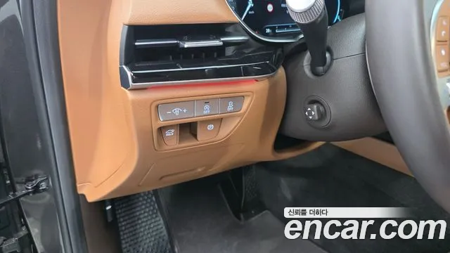 Genesis G80 Бензин 3.5 турбо AWD — Фото автомобиля 12