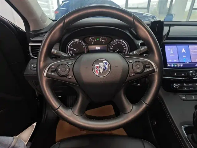 Buick LaCrosse — Фото автомобиля 10