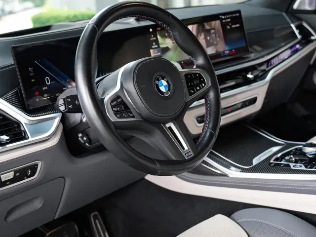 BMW X7 — Фото автомобиля 16