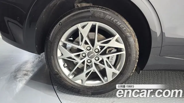Genesis GV70 — Фото автомобиля 5