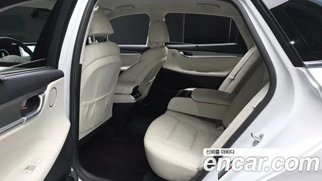 Hyundai Grandeur Новый Grandeur IG — Фото автомобиля 11