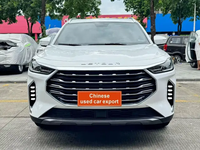 Jetour X70 Plus — Фото автомобиля 2